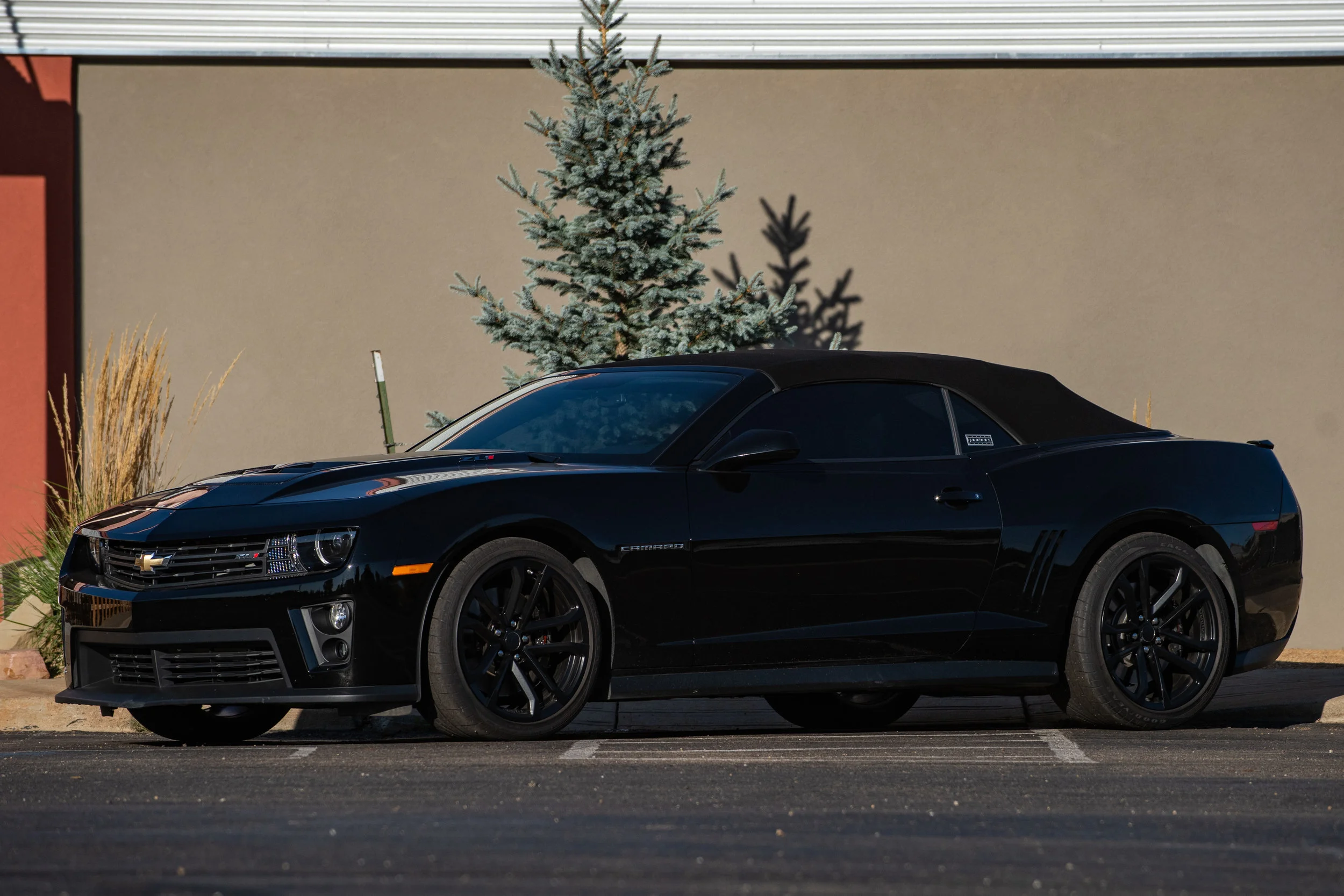 BlackZ28Convert_02.jpg