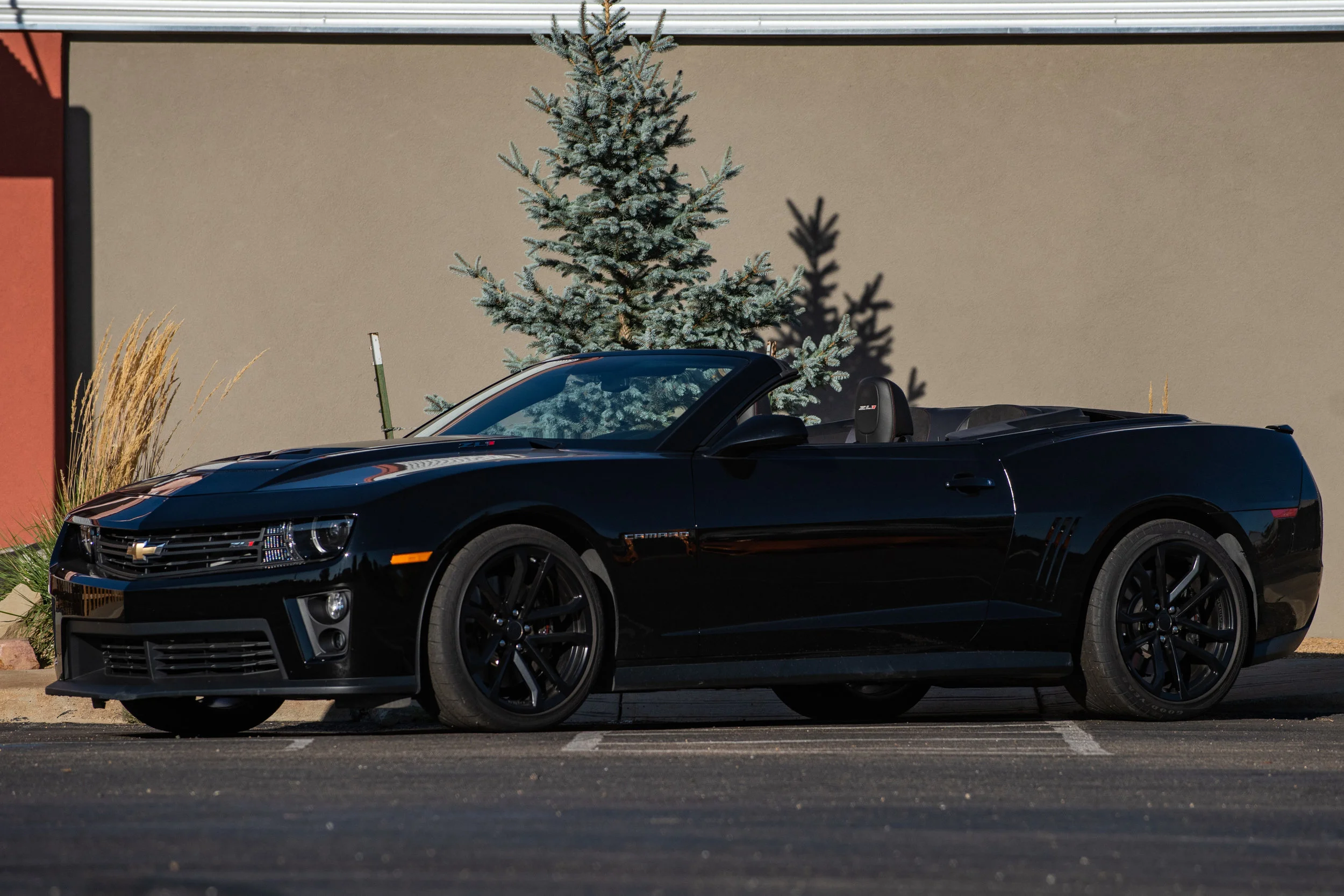 BlackZ28Convert_03.jpg