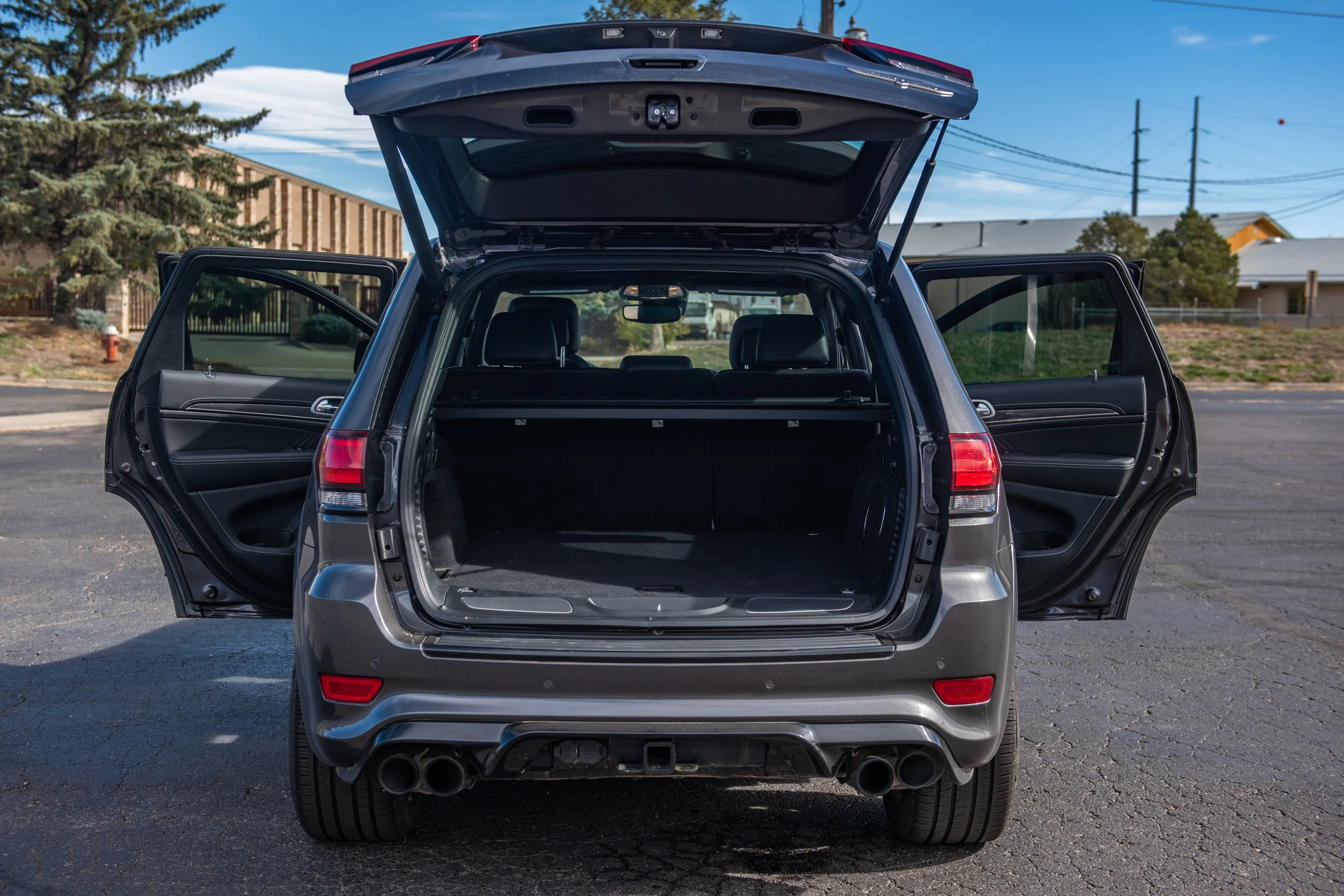 GrandCherokeeSC_06.jpg