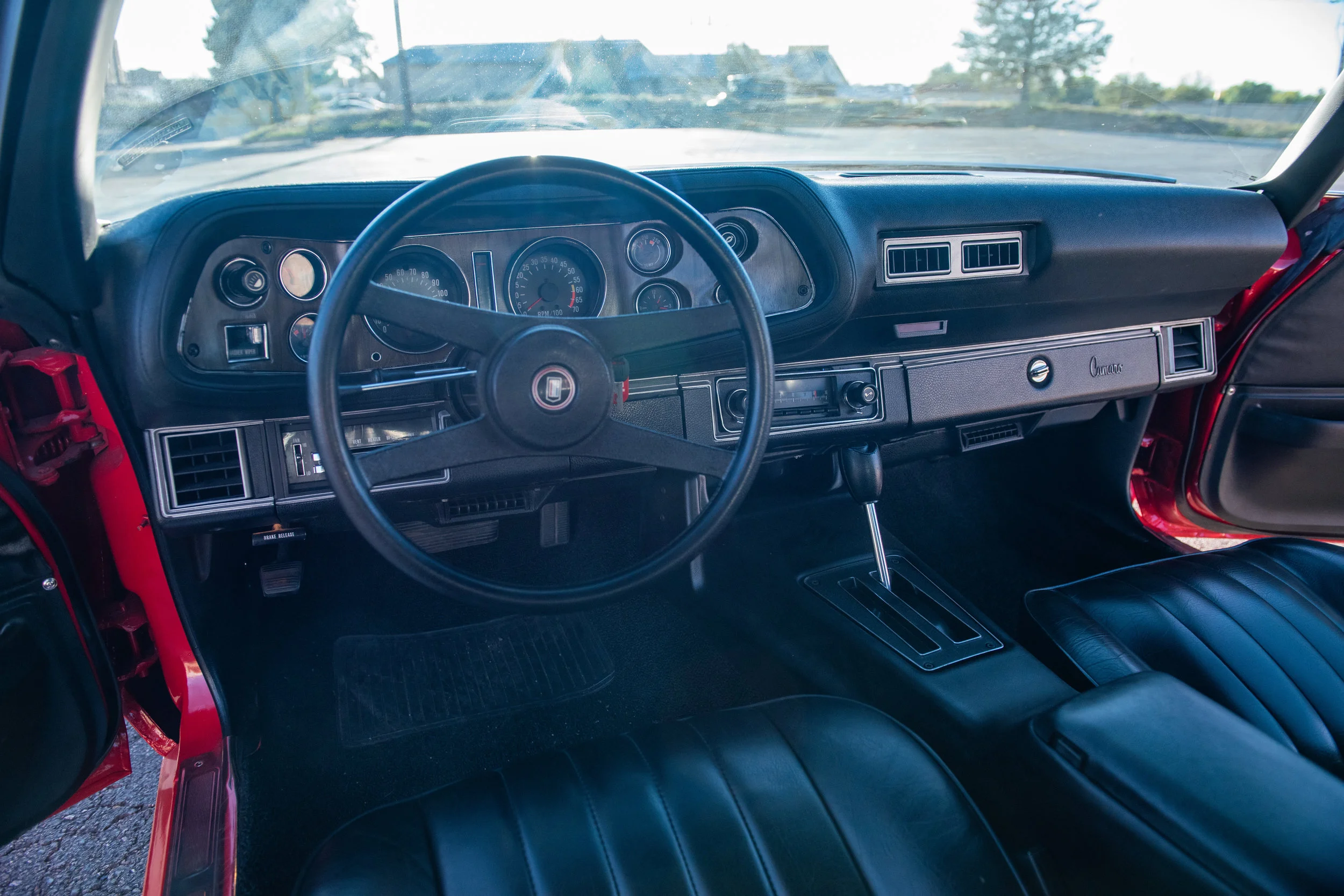 Red-Z28_06.jpg