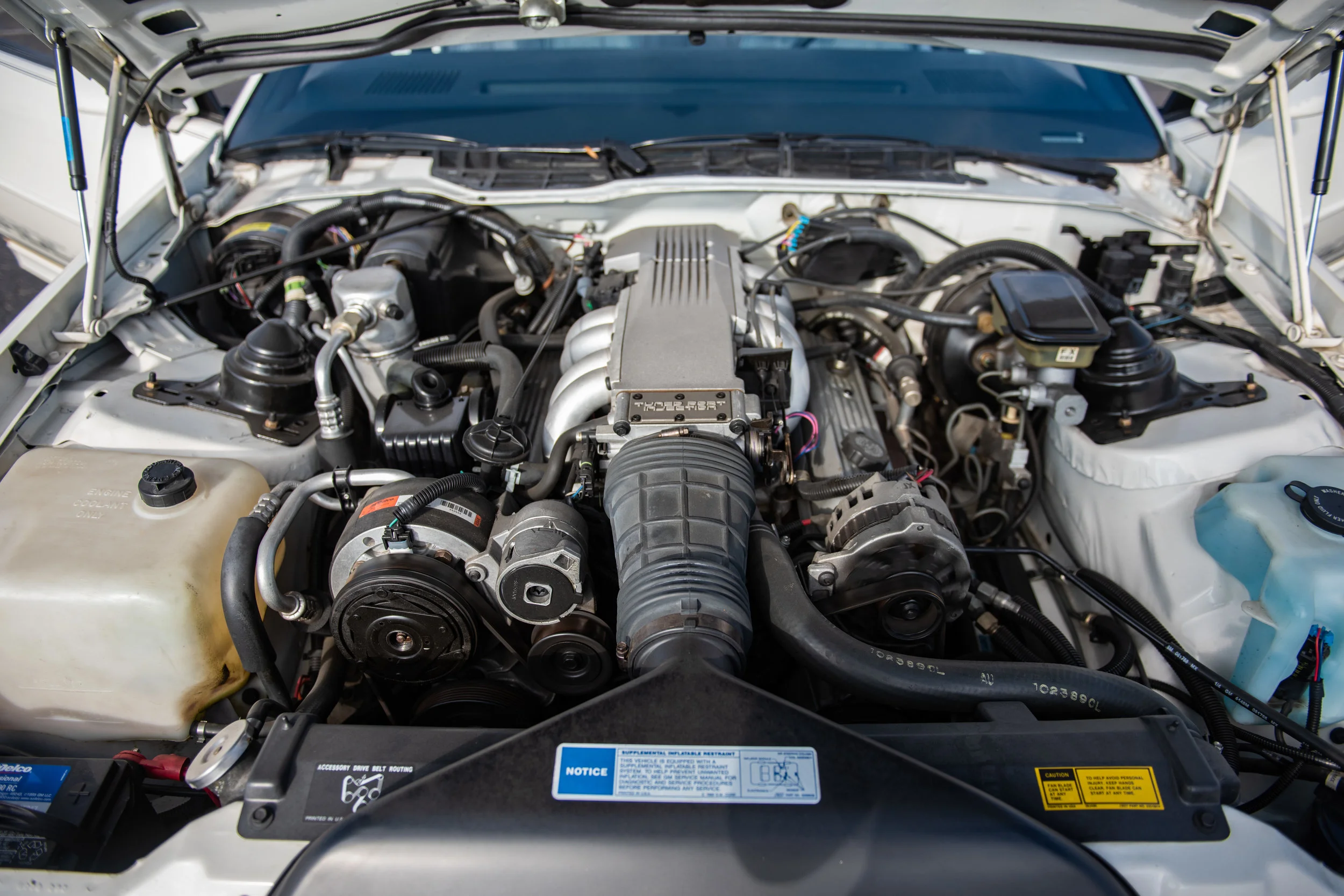 WhiteZ28Convertable_14.jpg