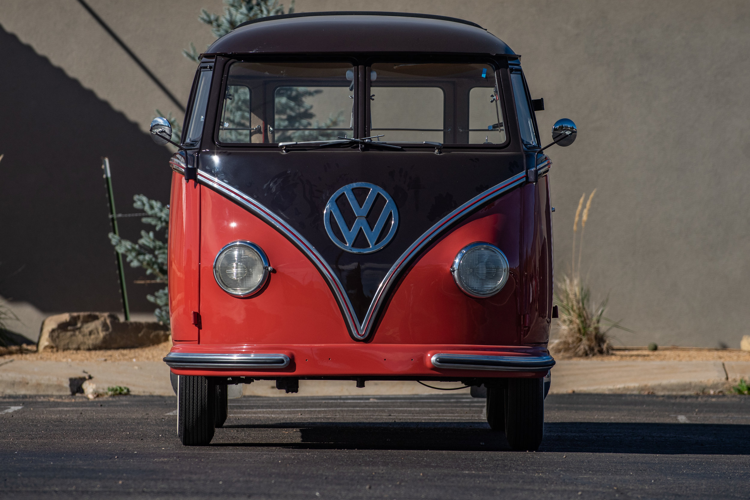 RedBlackRightHandDriveVWBus_03.jpg