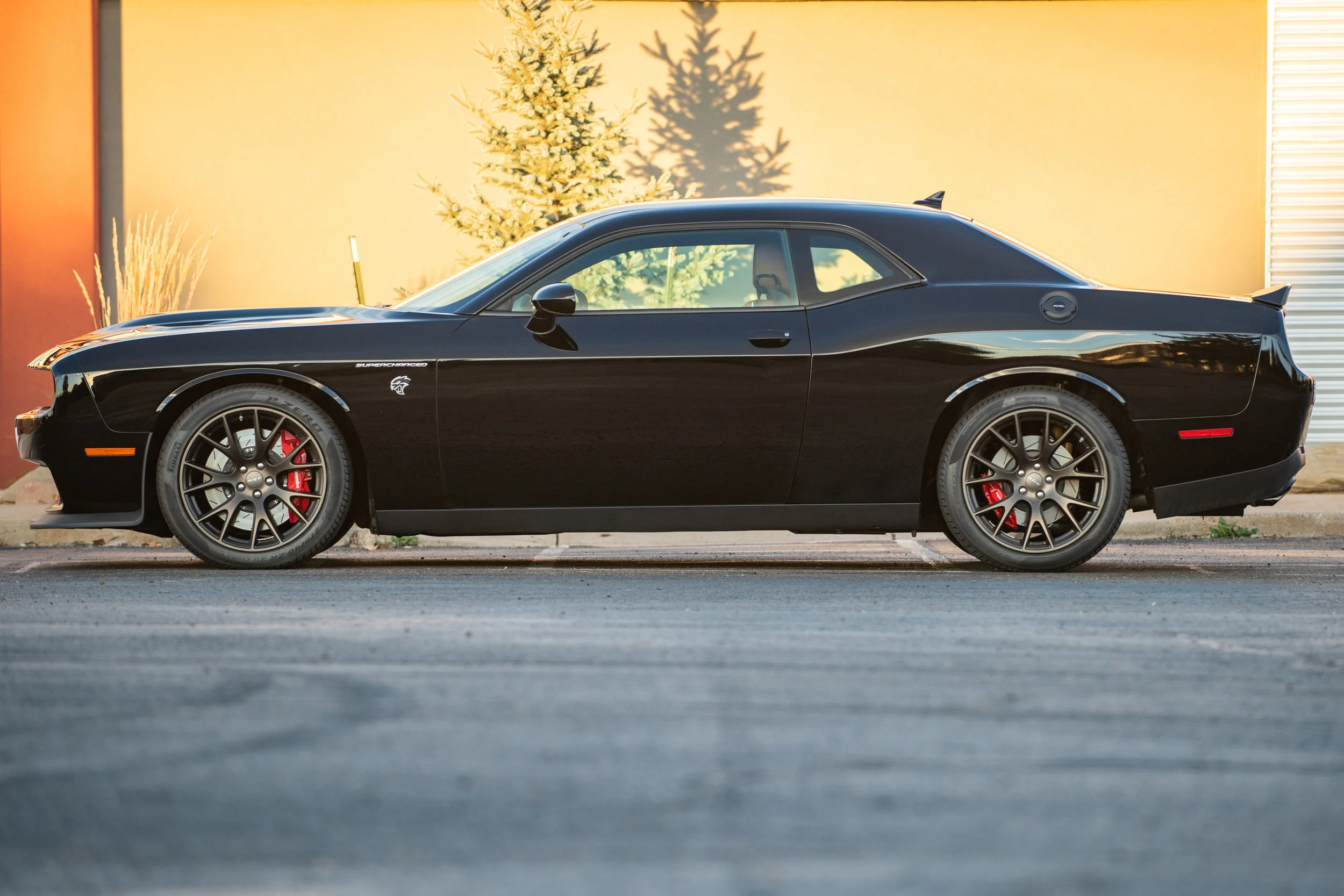 BlackHellcat_01.jpg