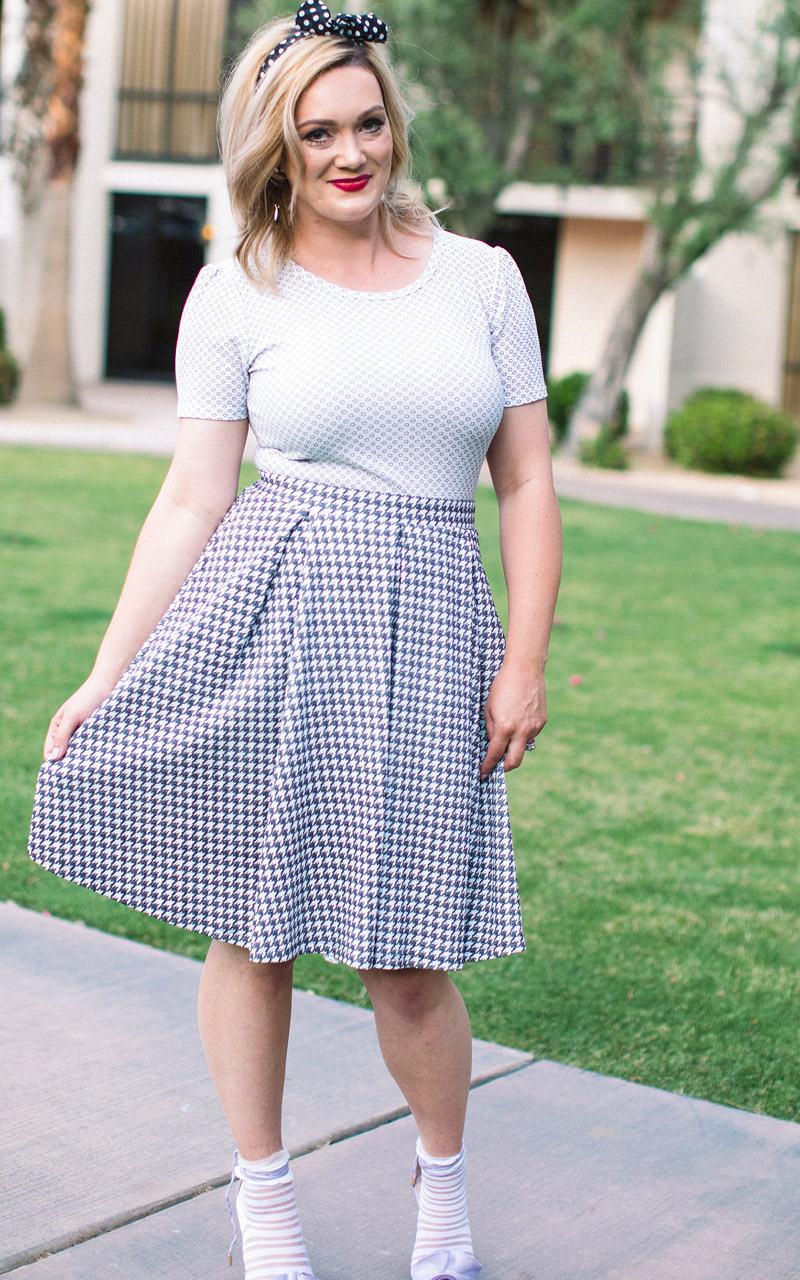 LuLaRoe-Madison-Mid-Length-Skater-Skirt-With-Pockets-black-and-white-checkered.jpg