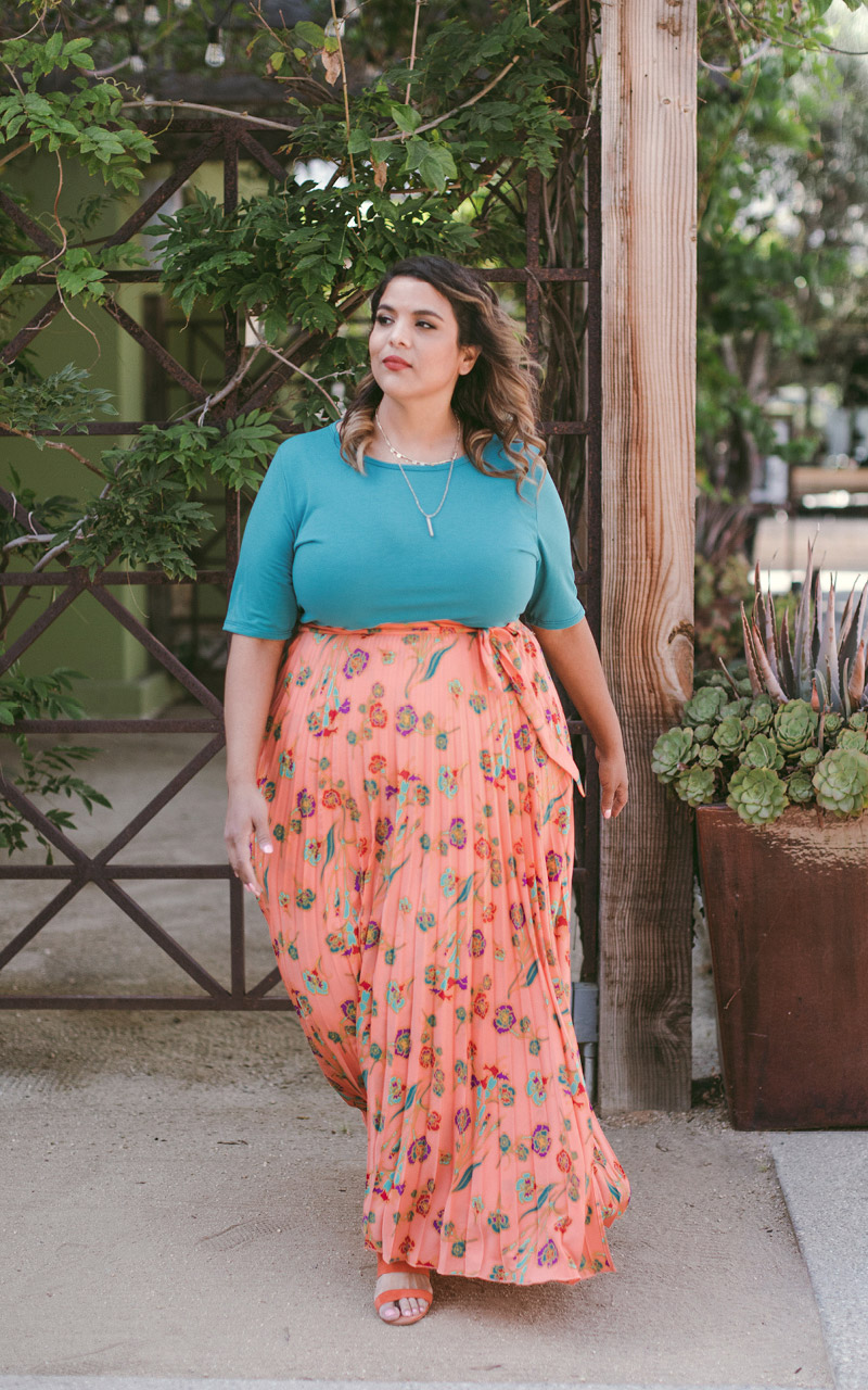 LuLaRoe-DeAnne-Maxi-Pleated-coral-floral.jpg