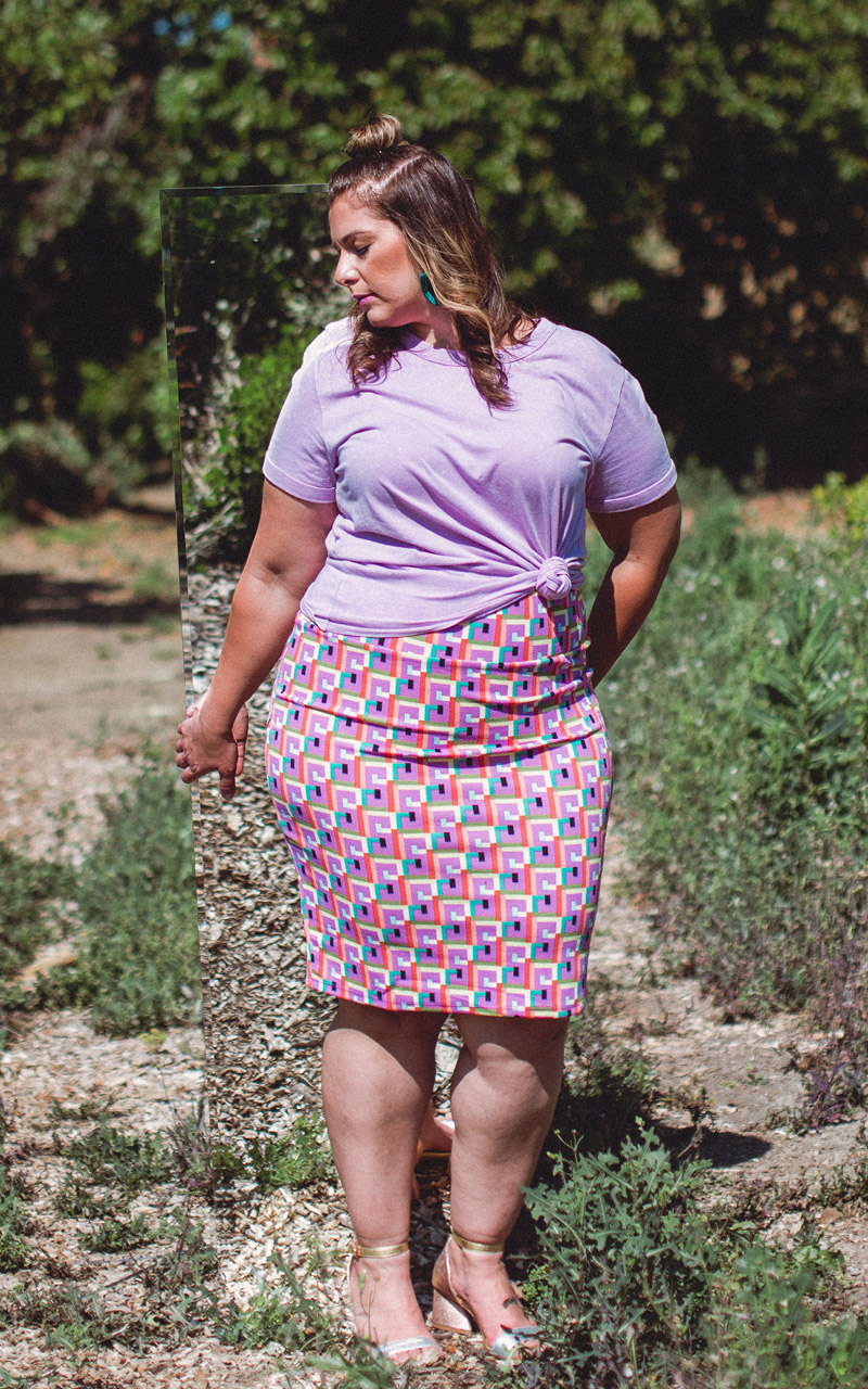 LuLaRoe-Cassie-Mid-Length-Pencil-Skirt-purple-geometric-color.jpg