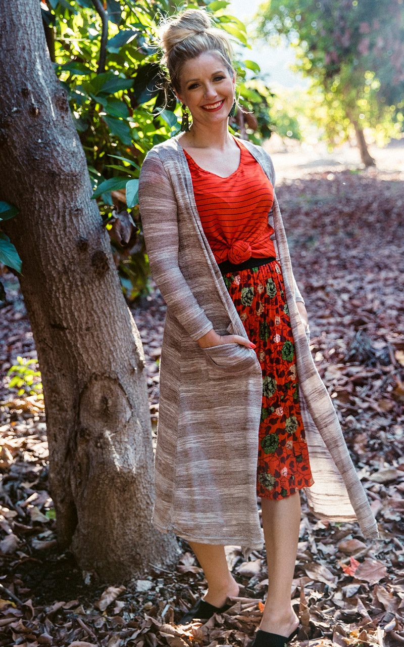 LuLaRoe-Sarah-Long-Cardigan-With-Pockets-natural-color-stripes.jpg