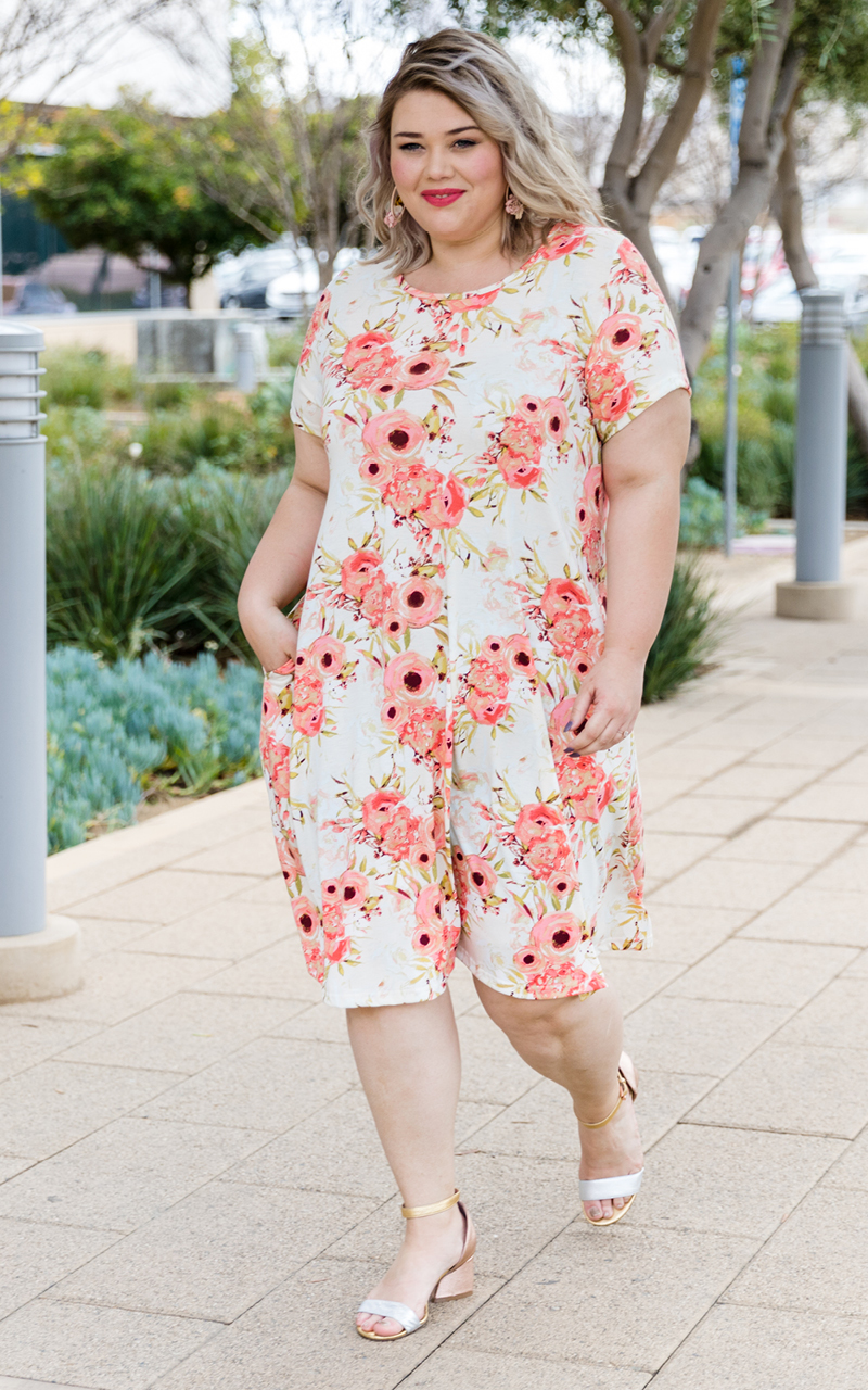 LuLaRoe-Jessie-T-Shirt-Dress-With-Pockets-coral-floral.jpg