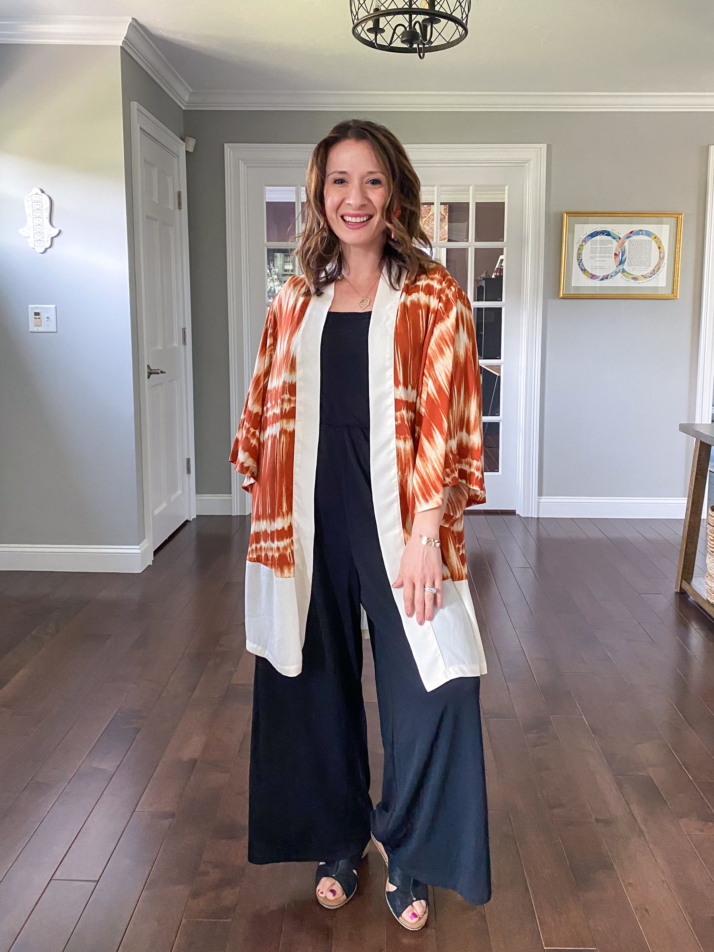 Lularoe Aurora Size Chart, The smocked yoke and flutter sleeves add a touch  of playfulness, while the keyhole with button closure brings a hint of  charm.