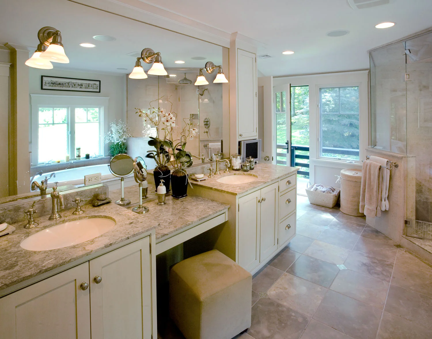 08-transitional-bungalow.jpg