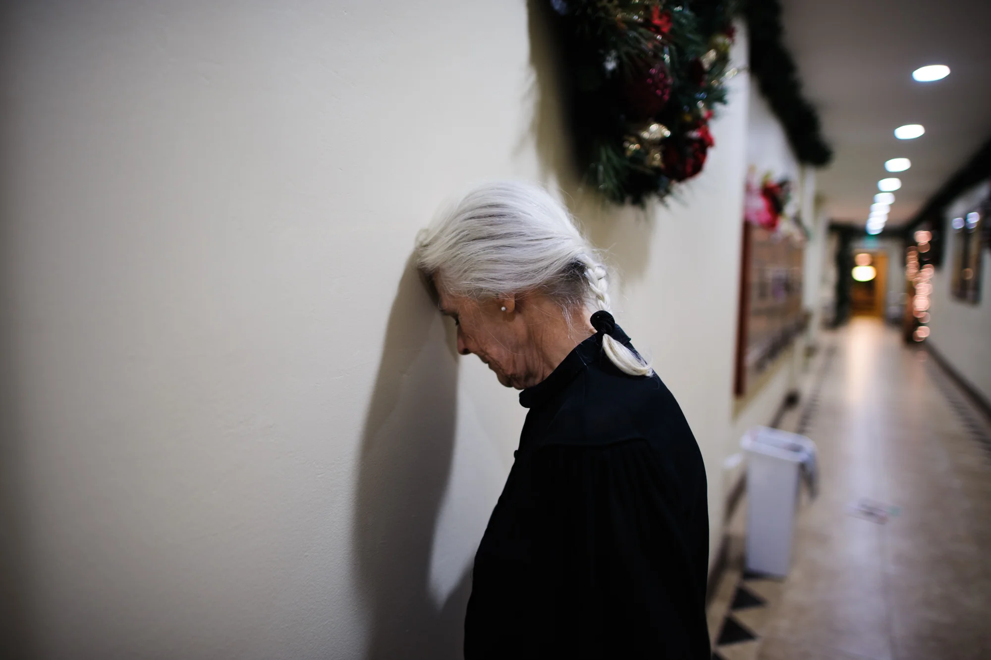 Jeanie places her head on the wall, realizing that Will will not return to live at the retirement home because he punched another male resident who was allegedly flirting with Jeanie; Jeanie does not know where Will has gone.