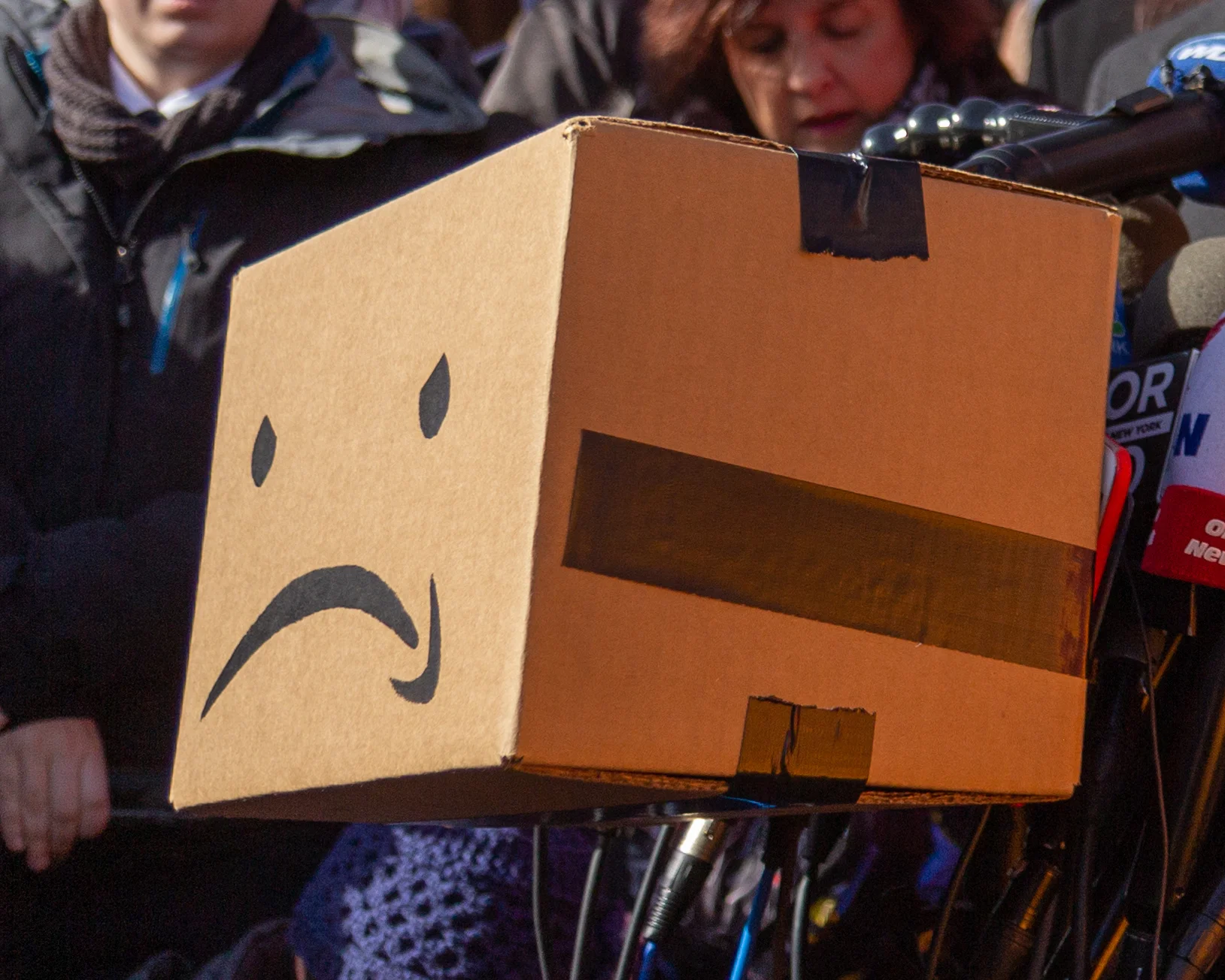 Top 10 Tweets: Queens Responds to Amazon's Arrival