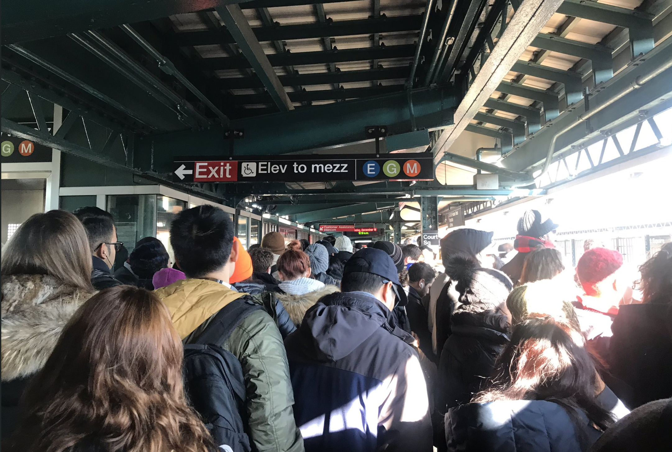 Sick Passenger Alert: No. 7 Train Crammed with Creeps And Thieves 
