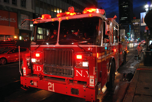 AN FDNY TRUCK. PHOTO BY ALONSO PARRA.