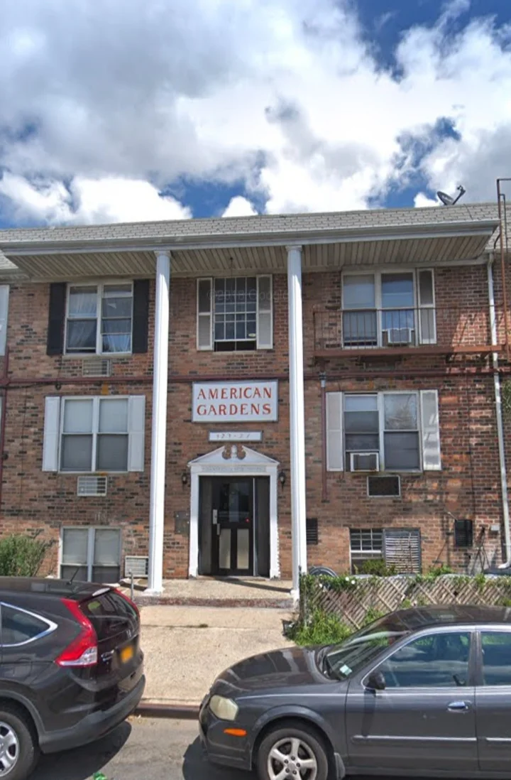 123-27 Merrick Blvd. in St. Albans. Photo via Google Maps.