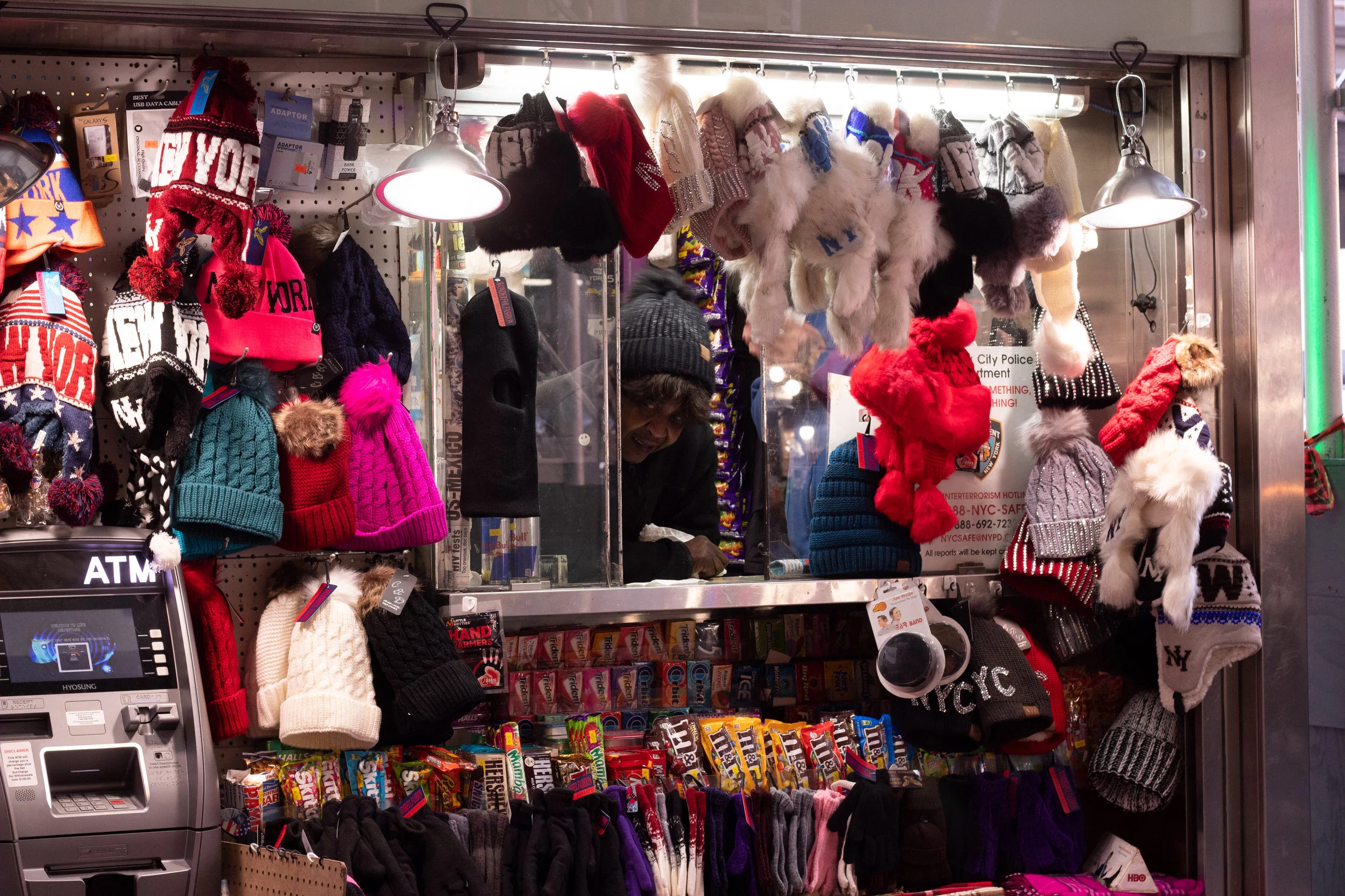 Elizabeth Willis and the  Curious Case of the  New York Newsstand