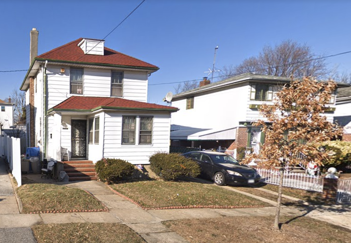 193-41 Williamson Ave. in St. Albans. Photo via Google Maps.