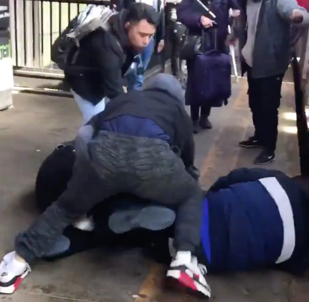 Shooting Leaves One Dead On No. 7 Train Platform