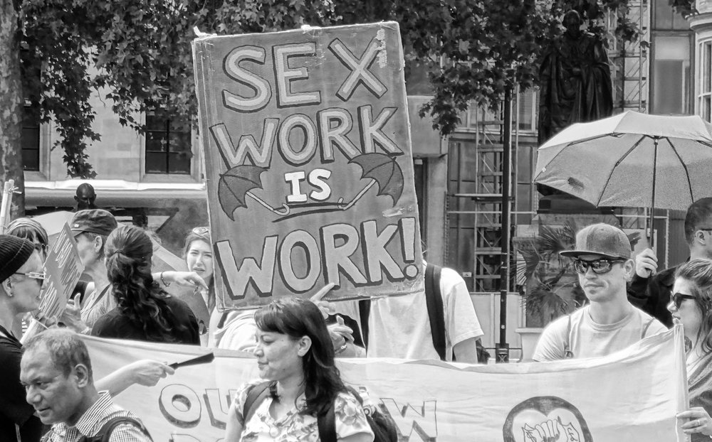 Have sex at work in Queens