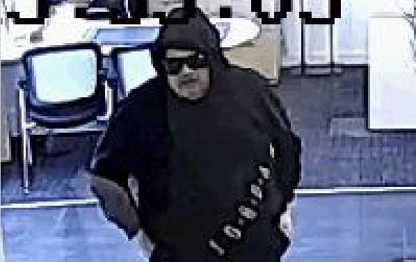 Middle Village Bank Robber Flees on Foot