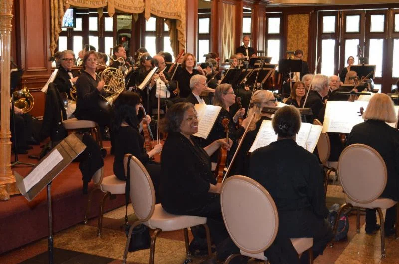 The Queens Symphony Orchestra performs at Russo's On The Bay in Howard Beach. Photo courtesy of Councilmember Eric Ulrich.