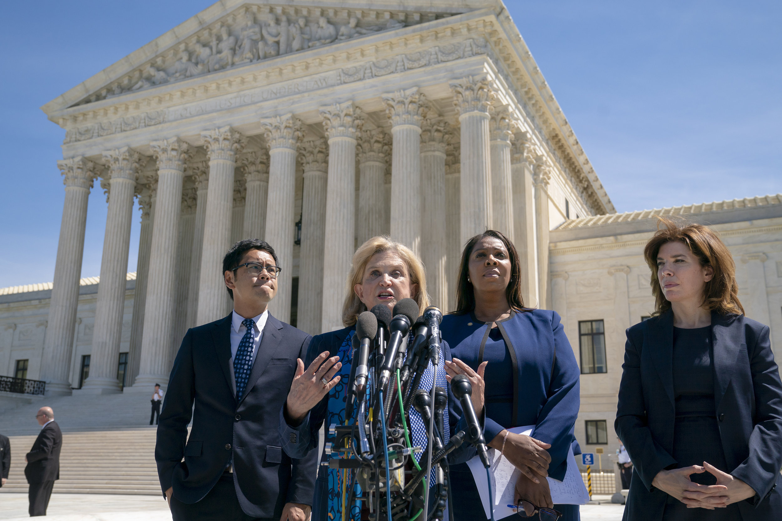 Justices seem ready to OK census citizenship question