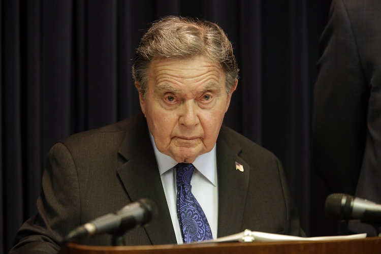 QUEENS DA RICHARD BROWN DIED FRIDAY NIGHT. HE WAS 86. AP PHOTO/FILE.