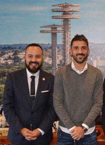 World Cup Champion David Villa (right) and Councilmember Francisco Moya denounced the Trump Administration’s decision to end soccer and English classes for unaccompanied minors in federal detention. Photo via Borough Hall