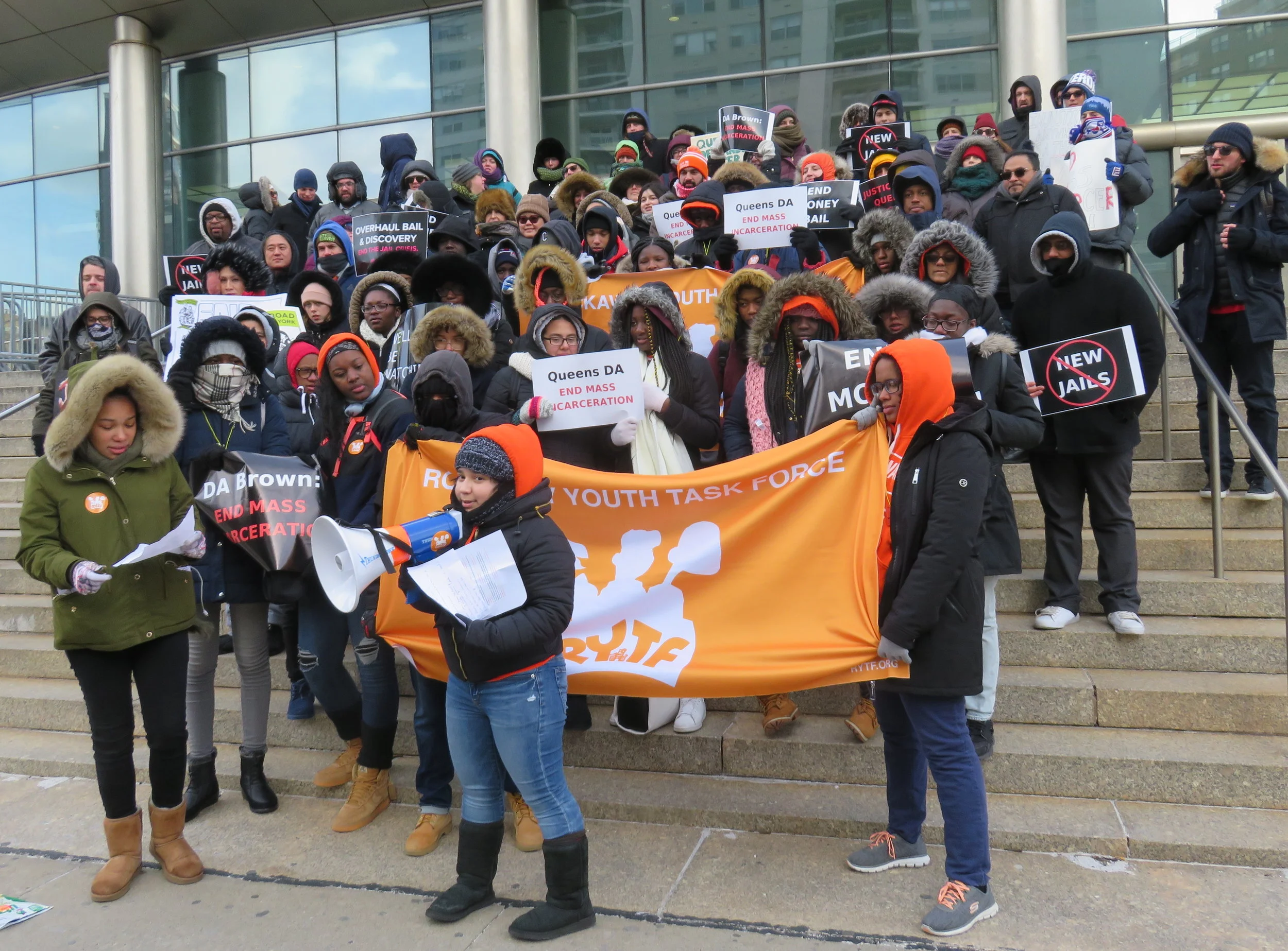 Queensbridge DA forum is next phase in huge get-out-the-vote campaign