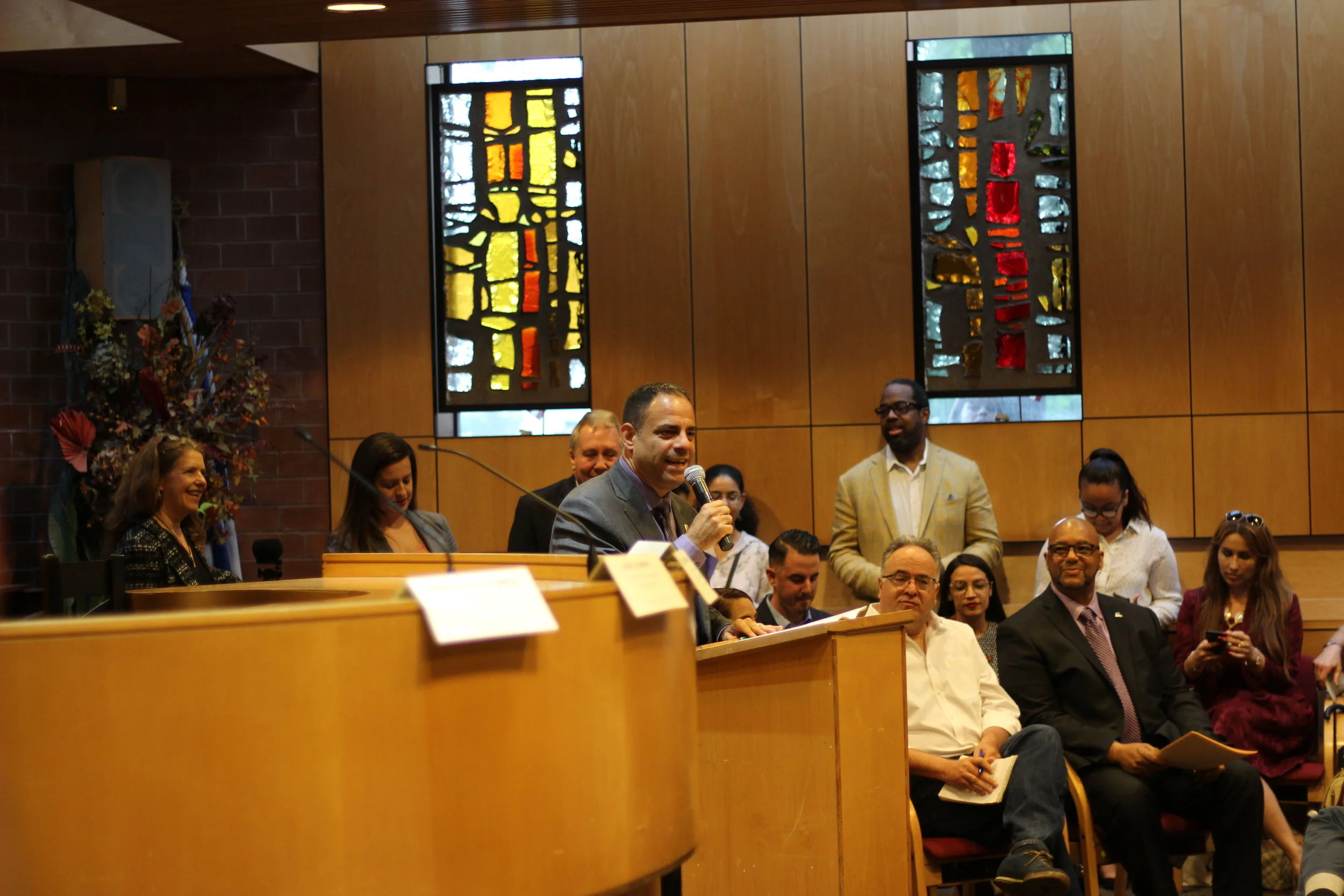 As power outages loom, public will weigh in on Con Ed rate hikes