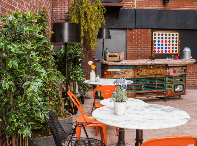 LIC pop-up is serving Greek food and good vibes