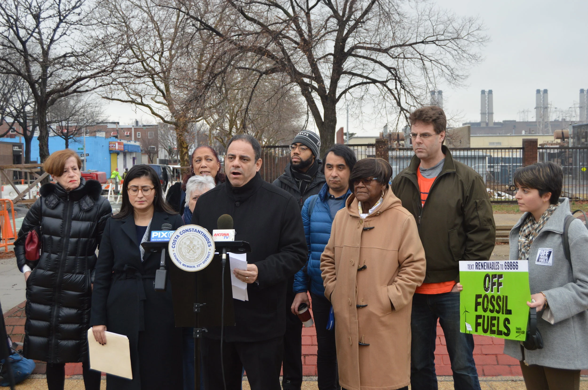 Councilmember Costa Constantinides, chair of the Committee on Environmental Protection, has called on the Democratic National Committee to host a climate crisis discussion in Queens. Photo via Costa Constantinides’ Flickr account.