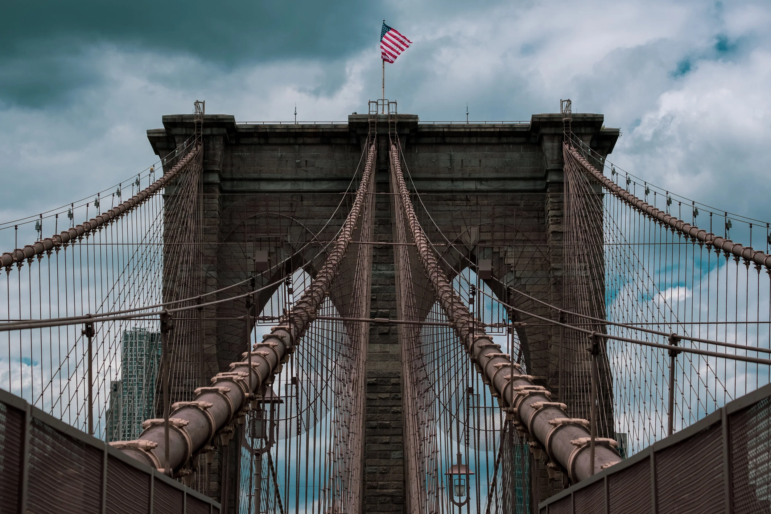 Brooklyn Bridge. Photo by Soomness/Flickr .