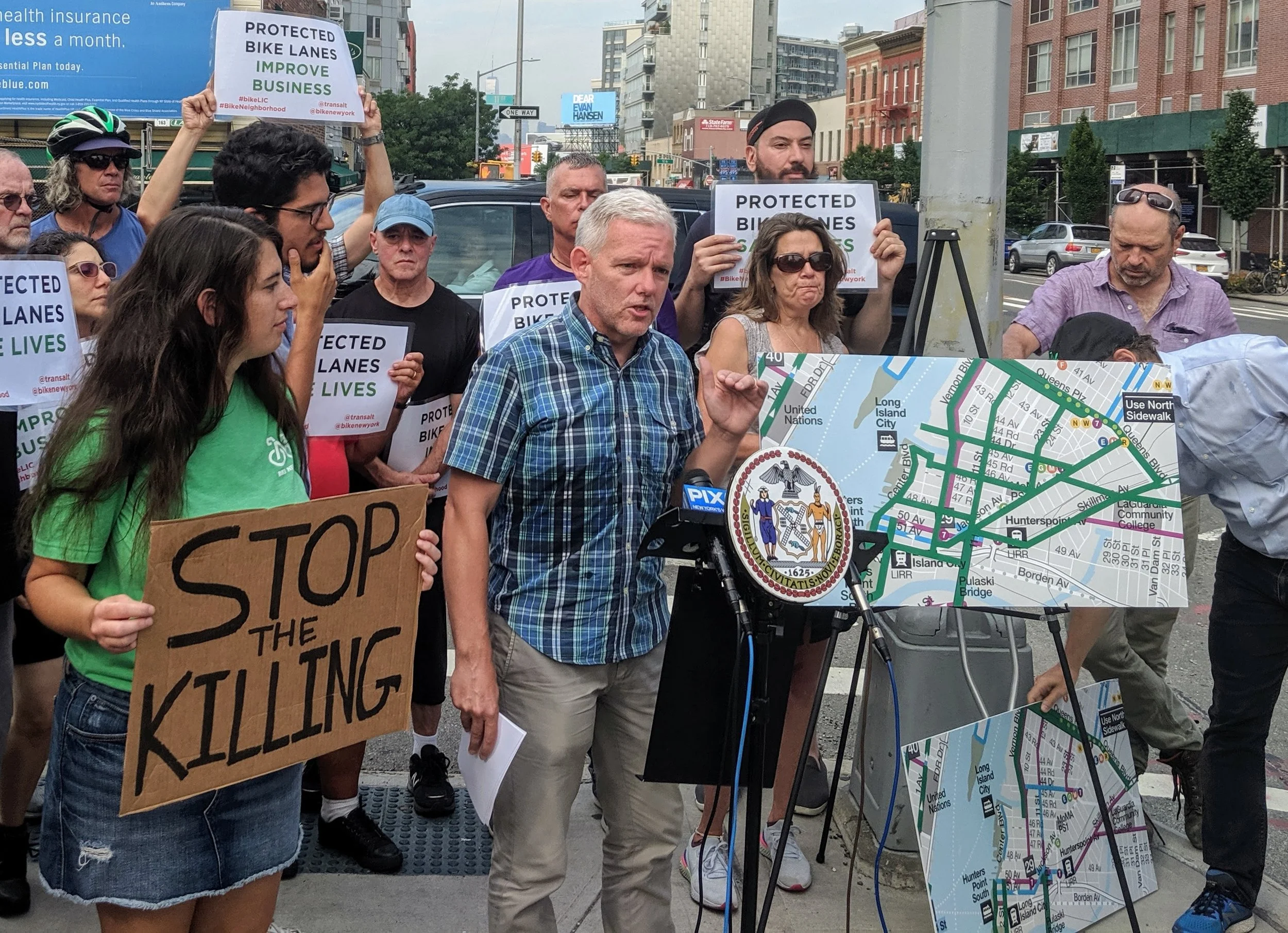 Cycling advocates map out expansive LIC protected bike lane network 