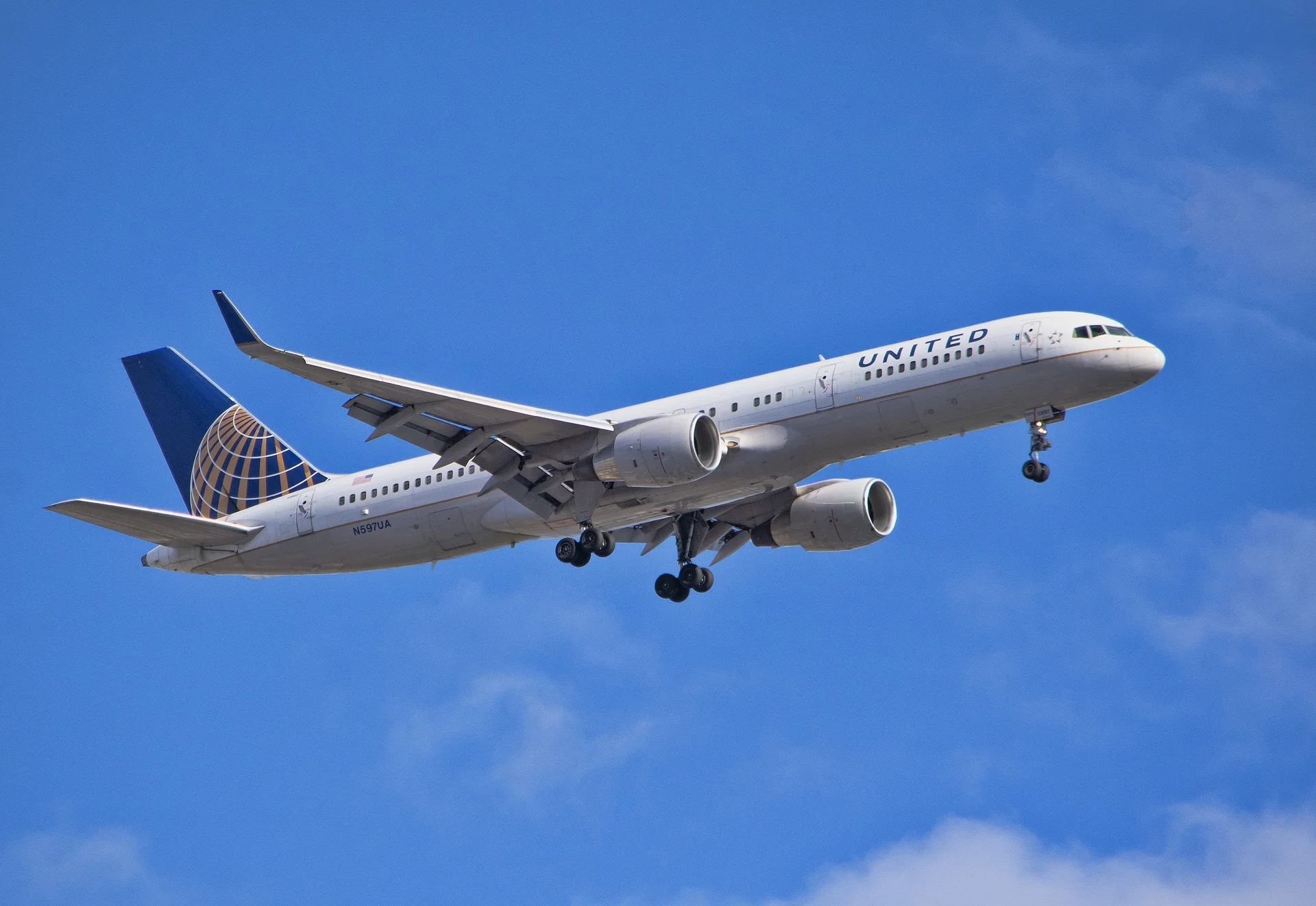 JFK Airport worker claims to be victim of pregnancy discrimination