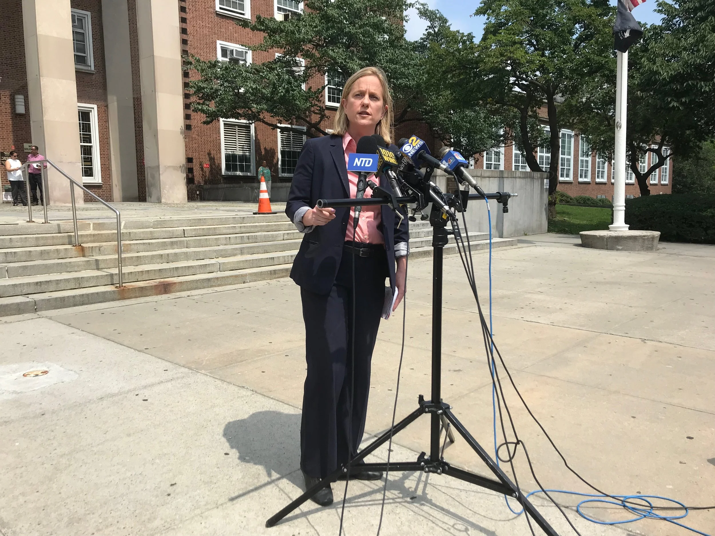 Katz caps 'longest Election Day ever' with victory speech