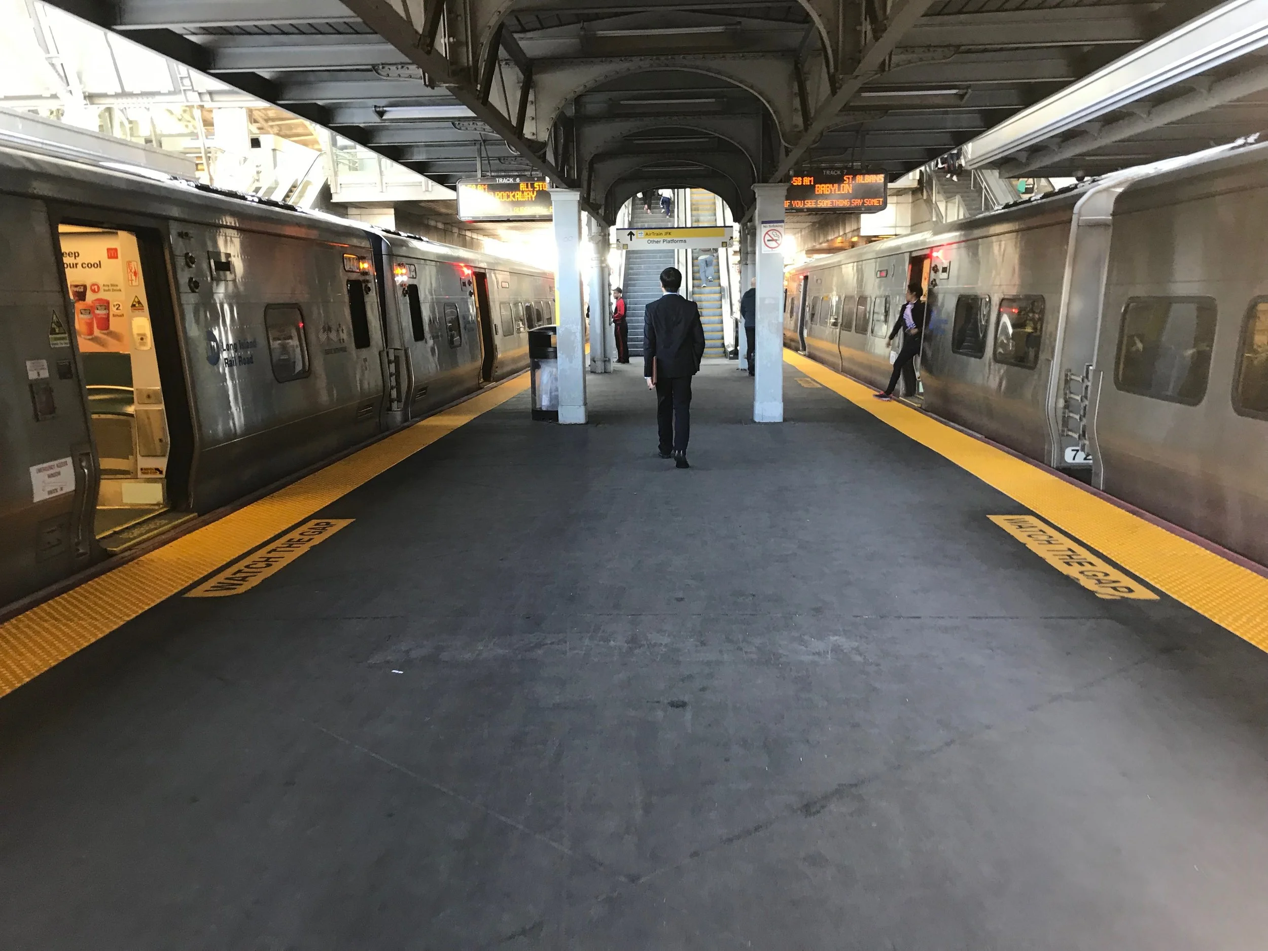Queens LIRR stations are inaccessible and in disrepair, comptroller tells MTA