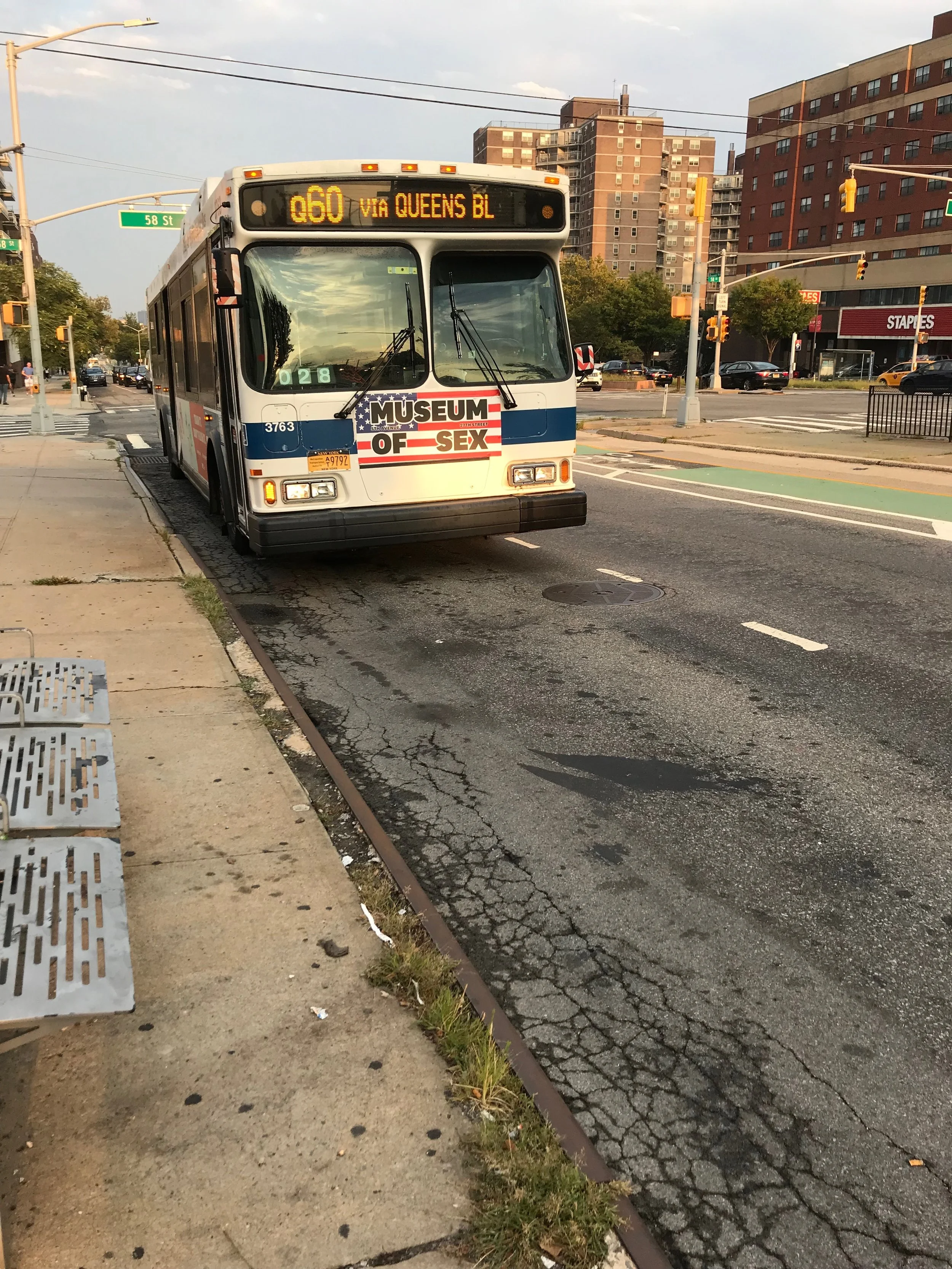 A Q54 bus chugs along Metropolitan Avenue. Eagle file photo by David Brand.