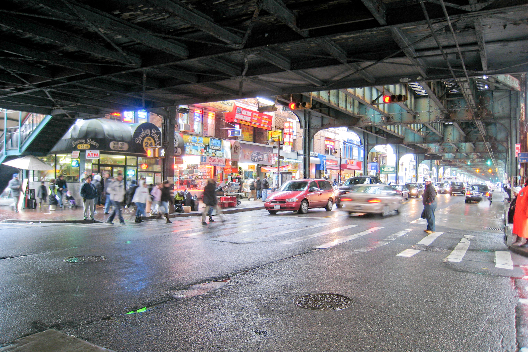 Roosevelt Avenue: a major thoroughfare in Queens, and also, apparently, a point of great contention. Photo by Doug Letterman via Flickr .