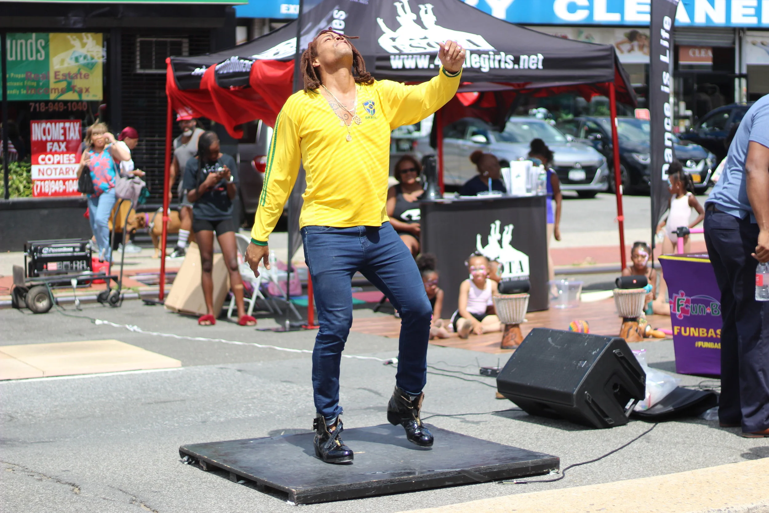 Omar Edwards taps at a street fair in Laurelton. Edwards will be one of the dancers in choreography Kerri Edge’s new piece, “Reform.” Eagle photos by Victoria Merlino.