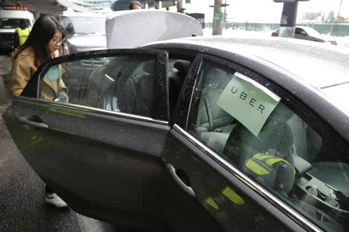 Flying into LGA? You’ll need a PIN to hail an Uber