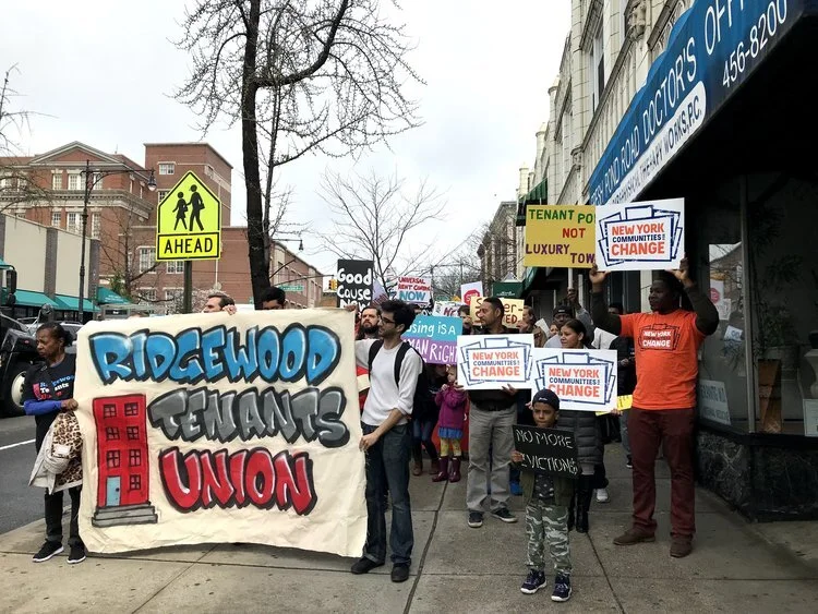 City celebrates expansion of program that helps tenants fight eviction