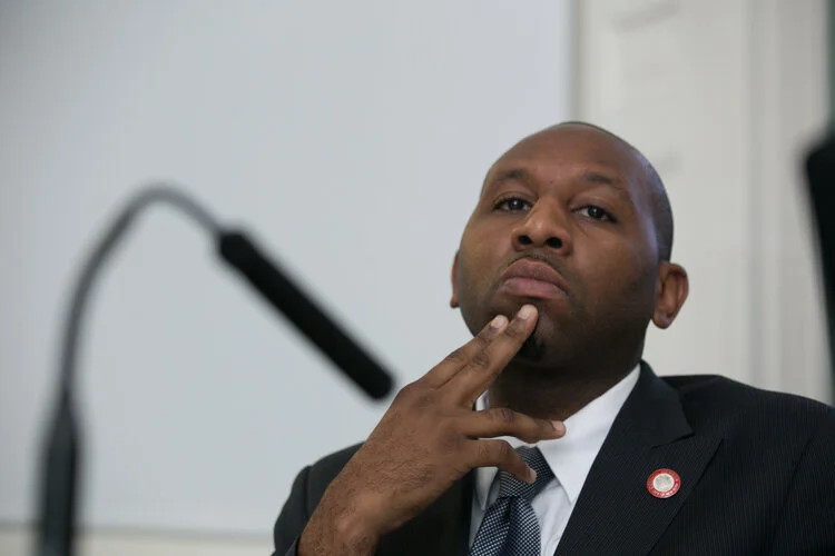 Southeast Queens pols back Richards for borough president
