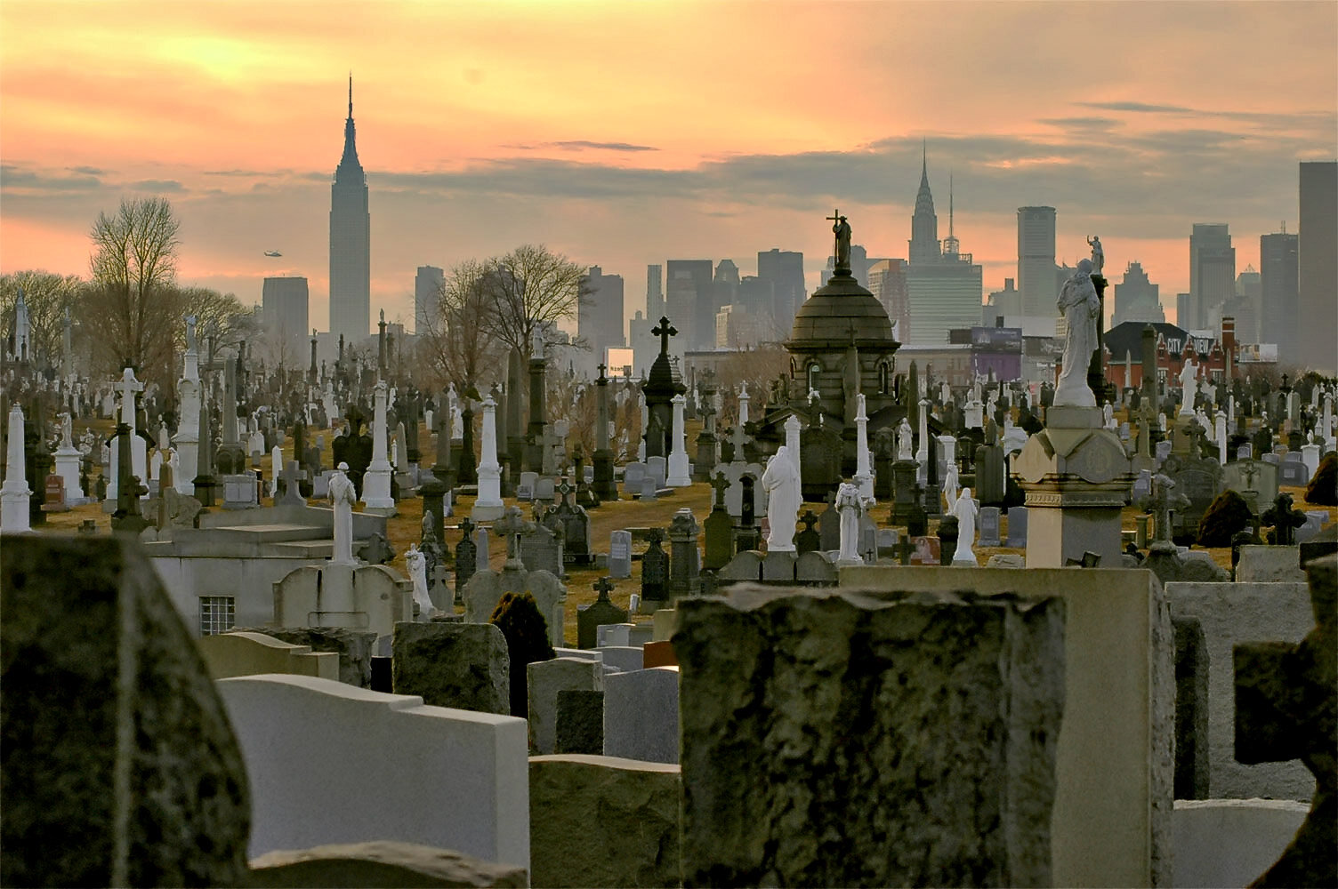 Queens cemeteries shift policies to deal with grim ‘backlog’