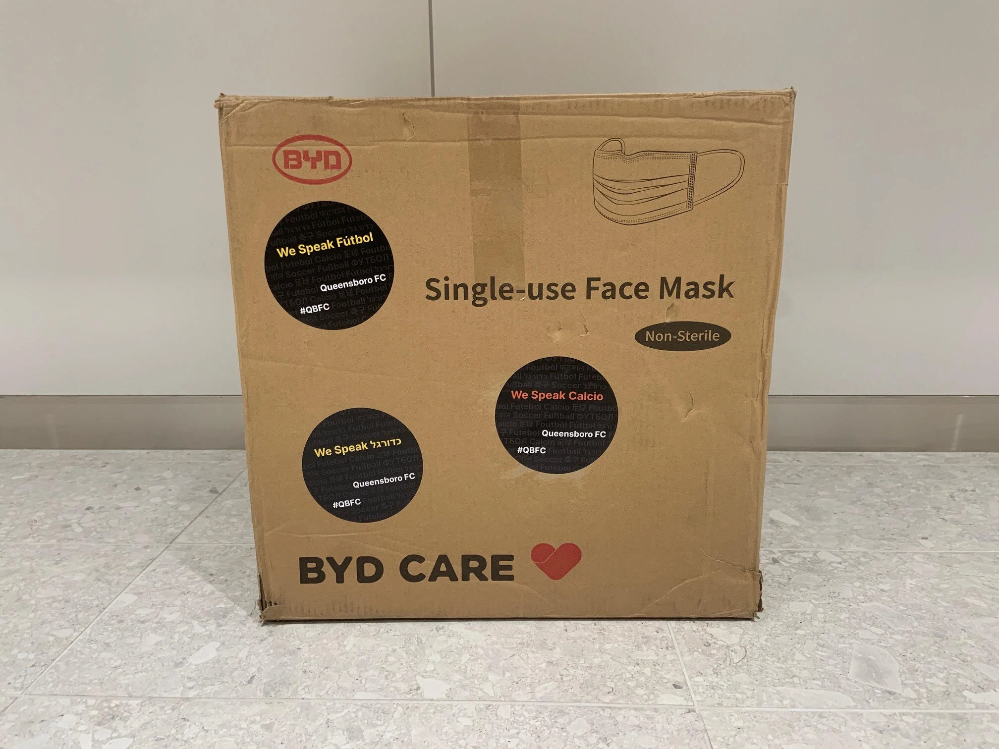 Meeks teams up with Queensboro FC to distribute face masks