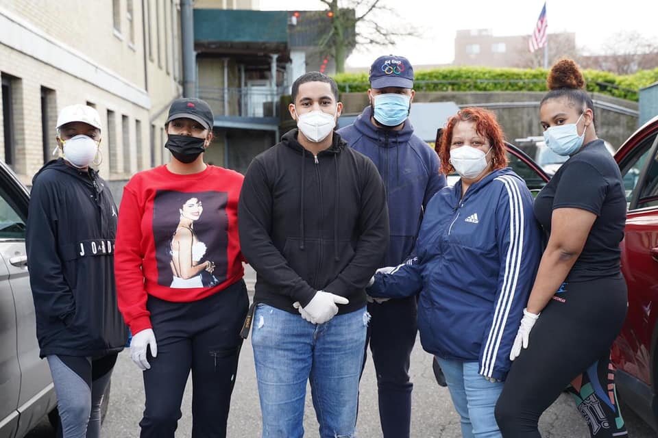 Rockaway mutual aid members pitch in along the peninsula