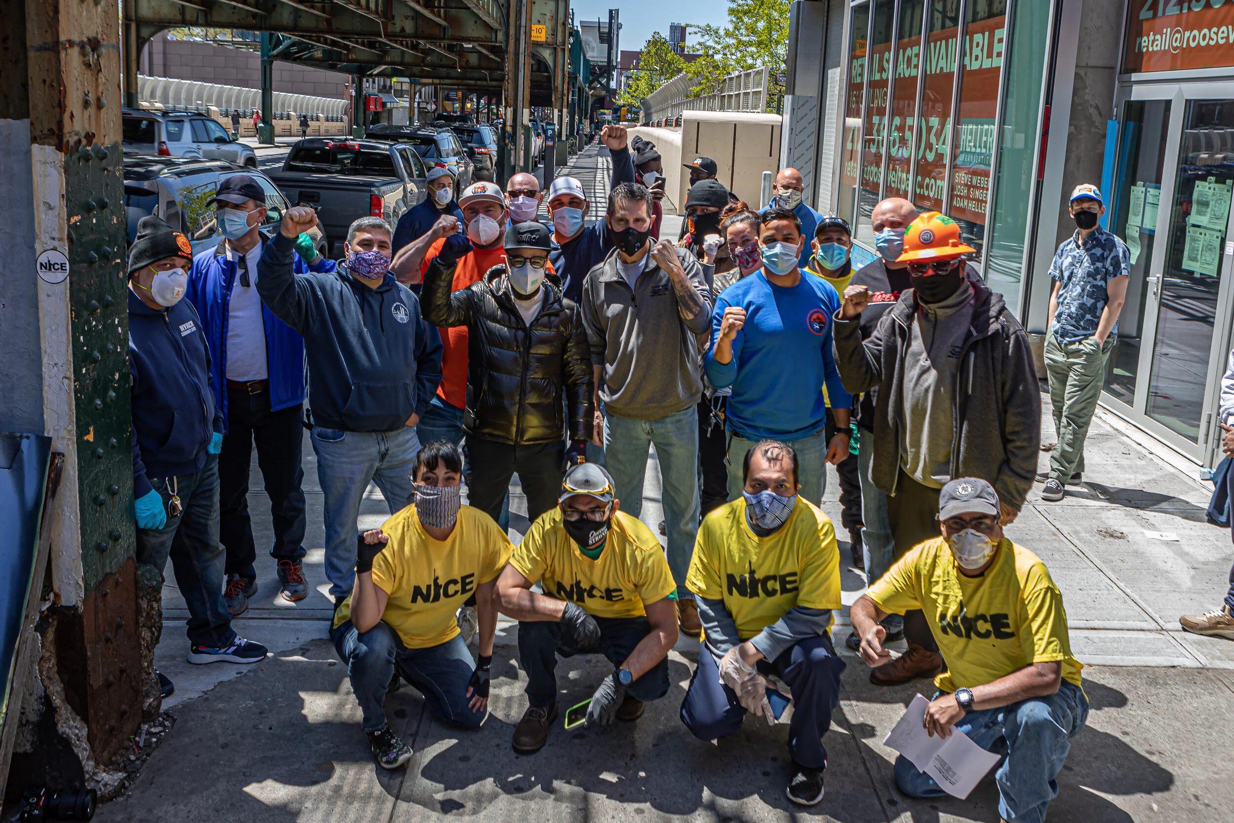 Workers’ rights coalition delivers food to families in Jackson Heights