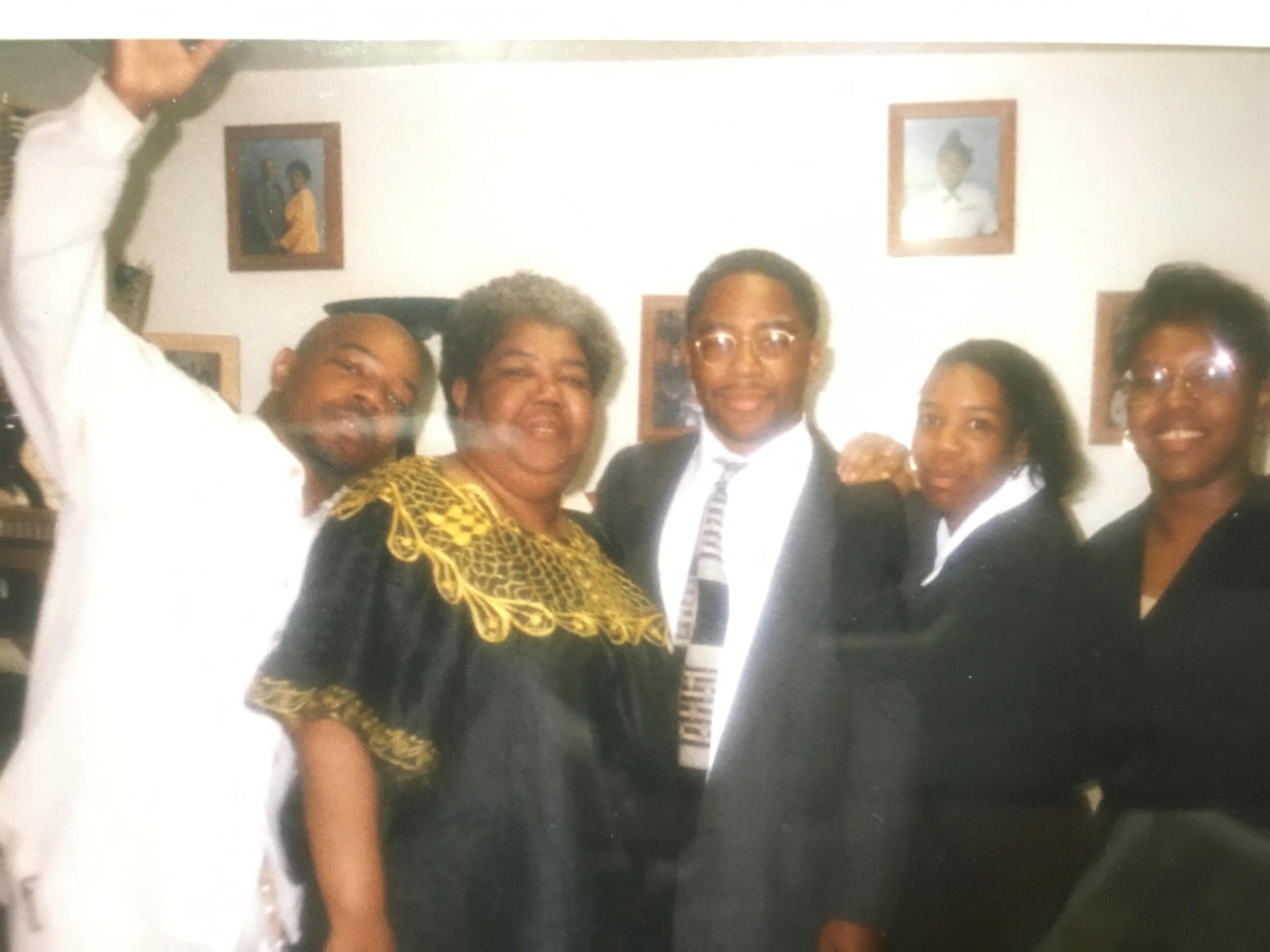 Family members rally for Queens man still behind bars after life sentence reversed