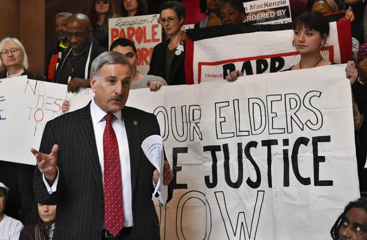 Weprin criticized for ties to Jamaica real estate firm sued by state&nbsp;