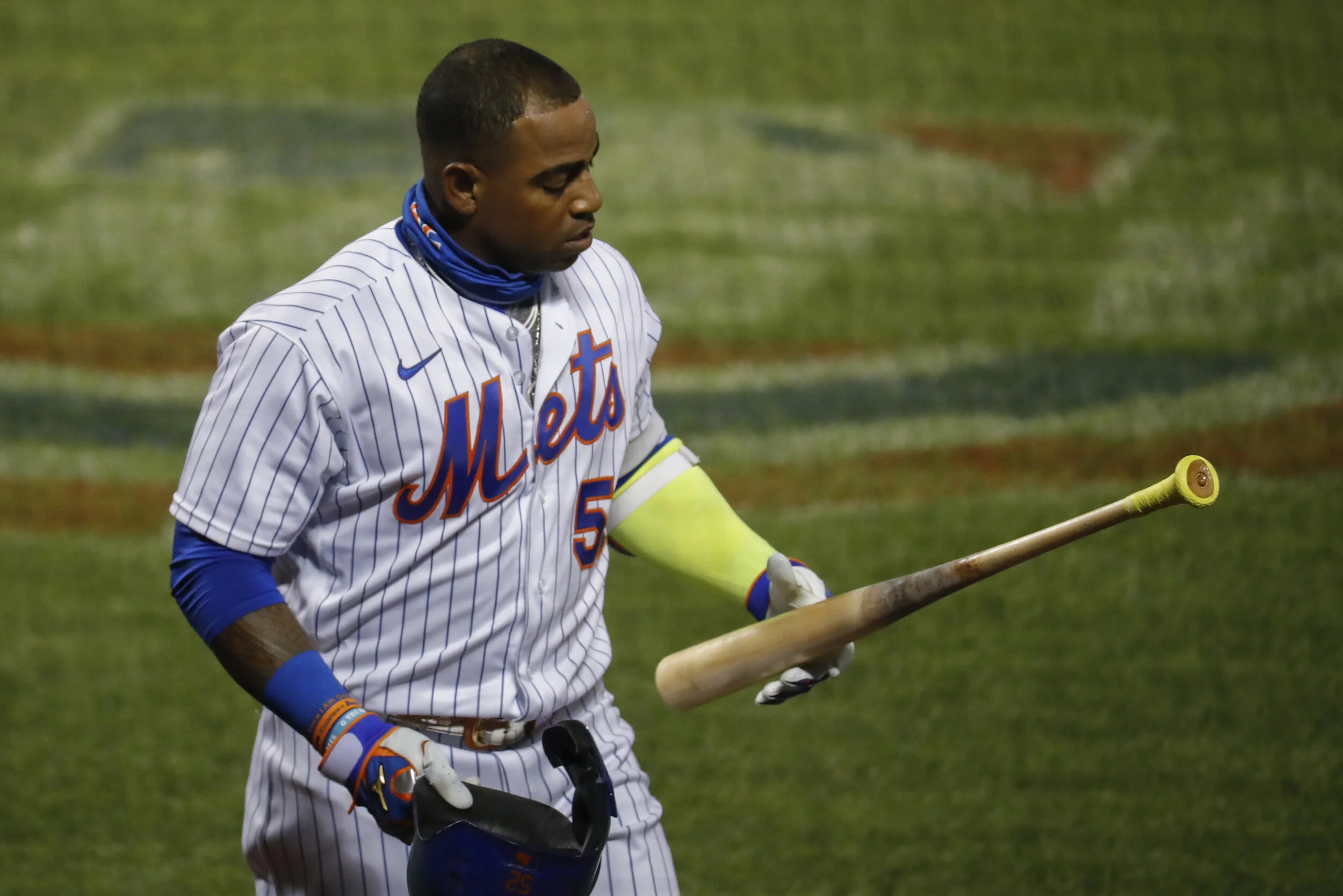 Céspedes' season ends in most Mets way possible
